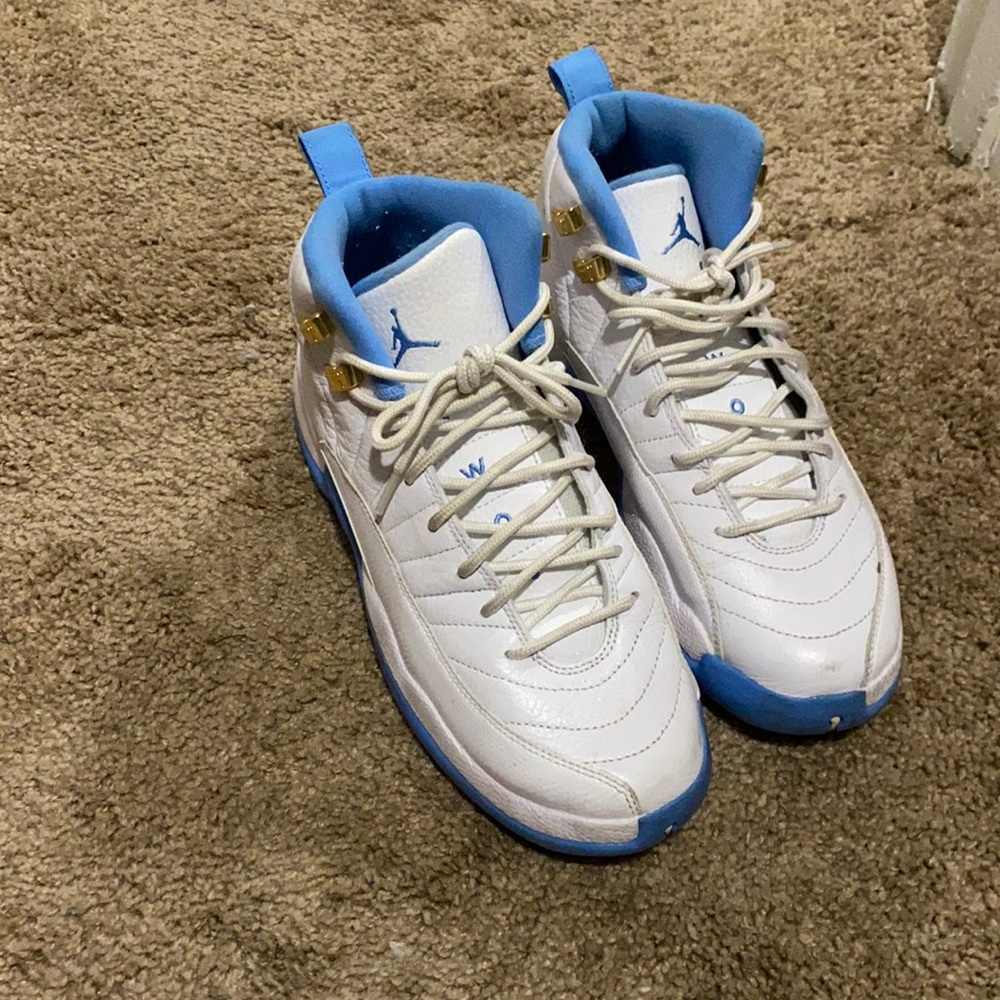 Jordan 12 - University Blue
